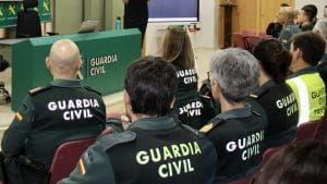 autism awareness for police-guardia-civil-law-enforcement- simone tiemann - 01